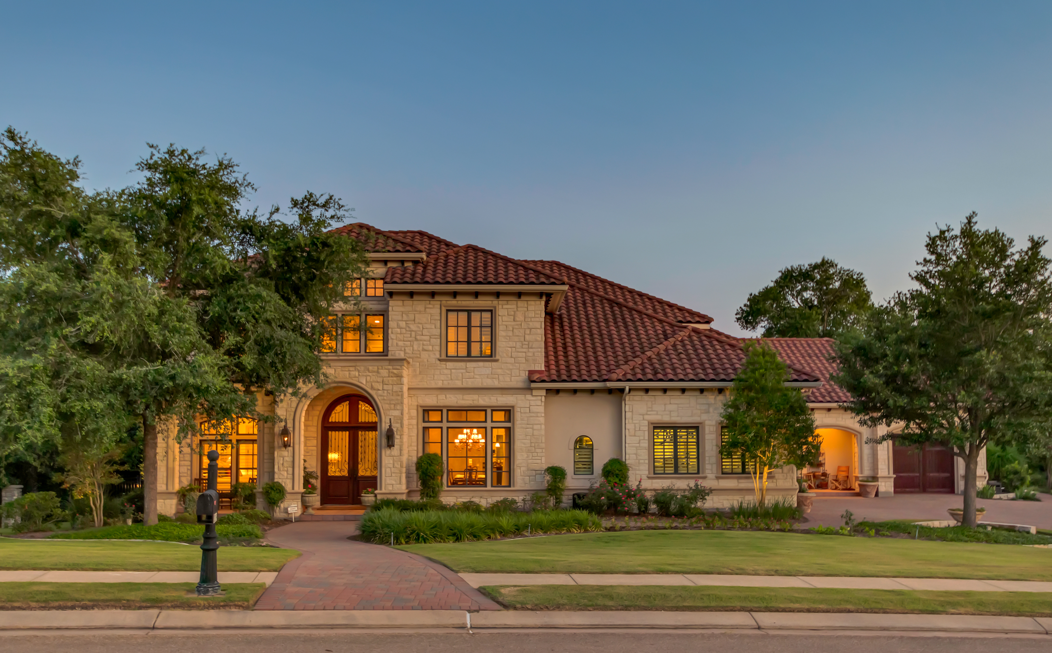New Luxury Listing | 3319 Emory Oak Dr header image.