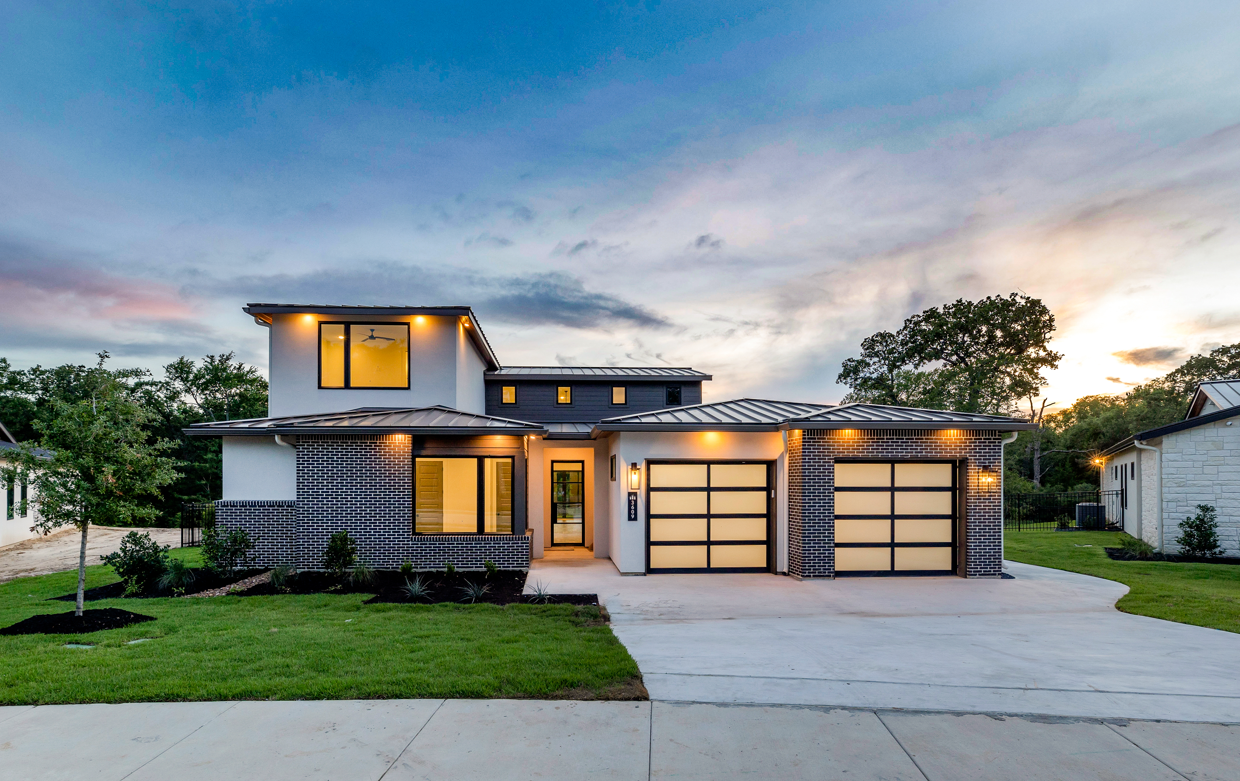 Just Sold! 3609 River Birch Cir header image.