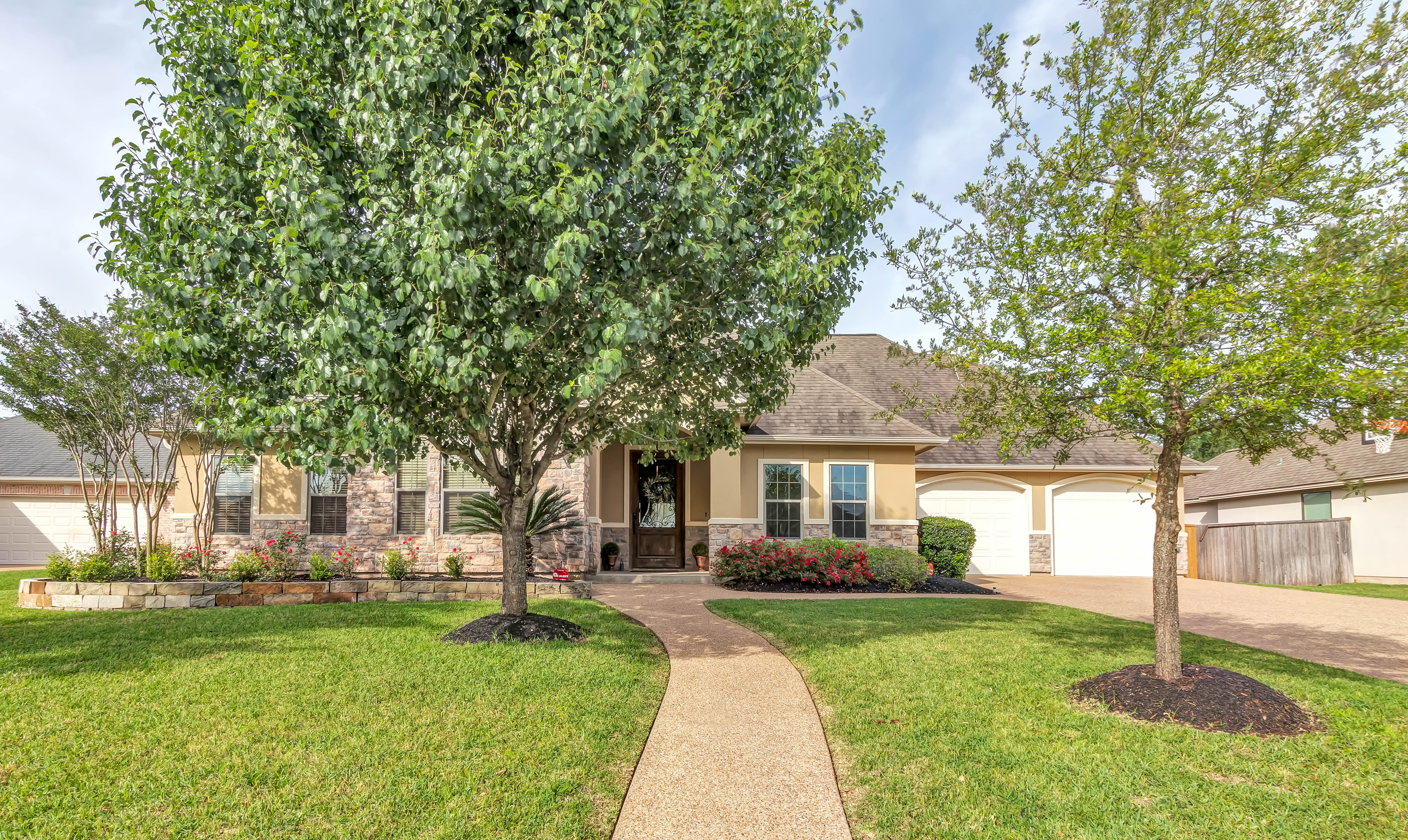 New Luxury Listing | 5212 Ballybunion Ln header image.