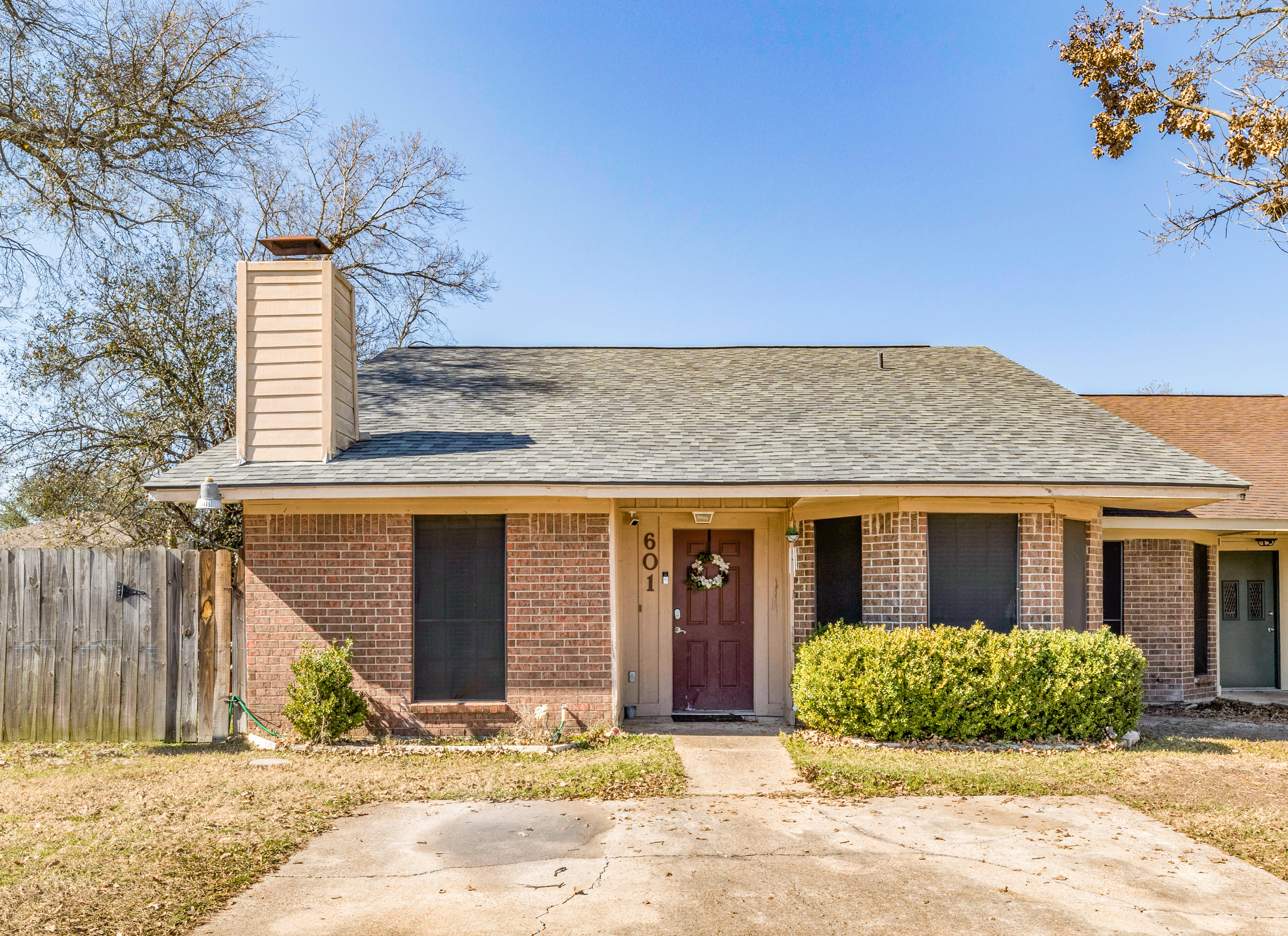 Just Listed! 601 San Benito Ct header image.