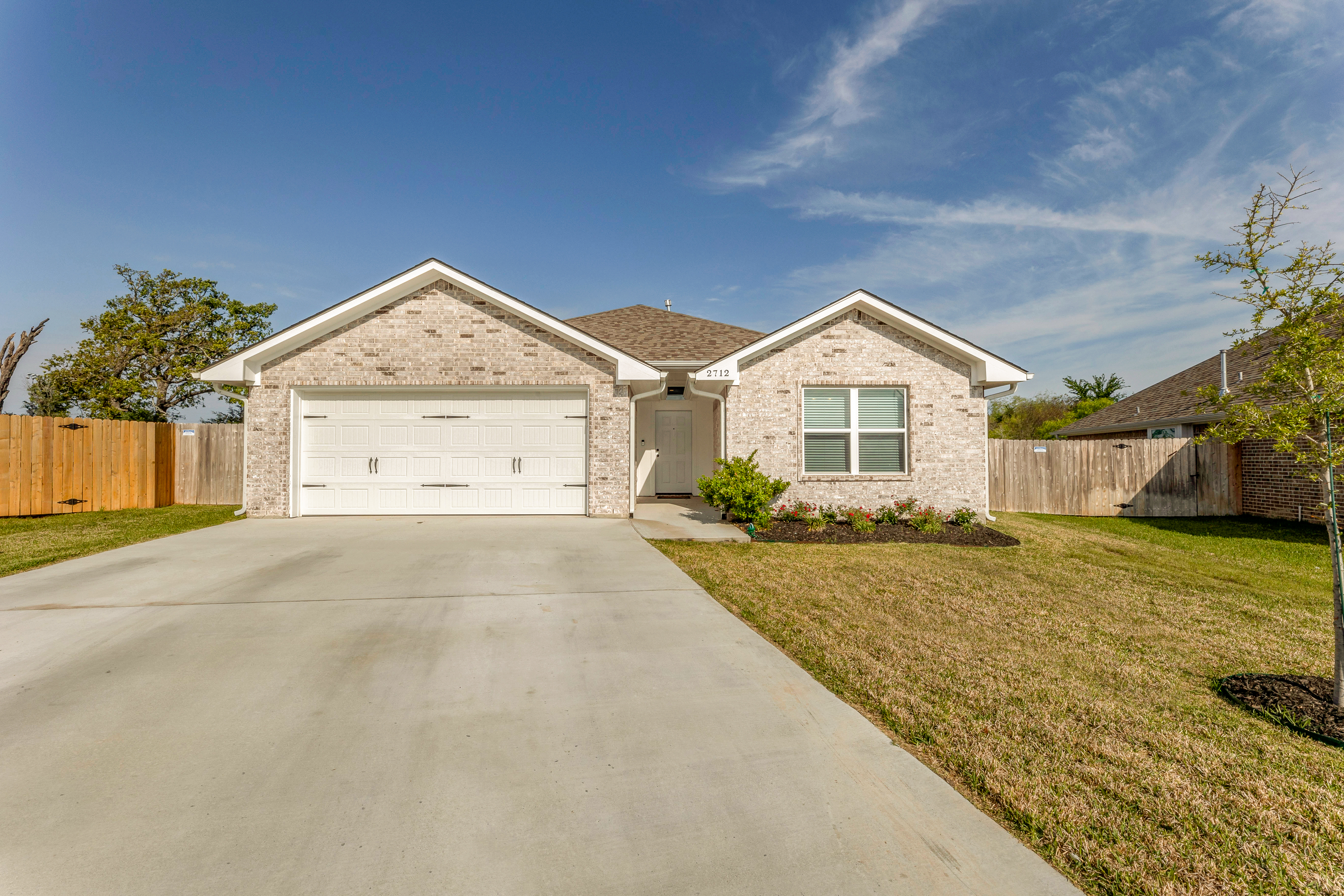 Just Listed! 2712 Colony Vista Ct header image.