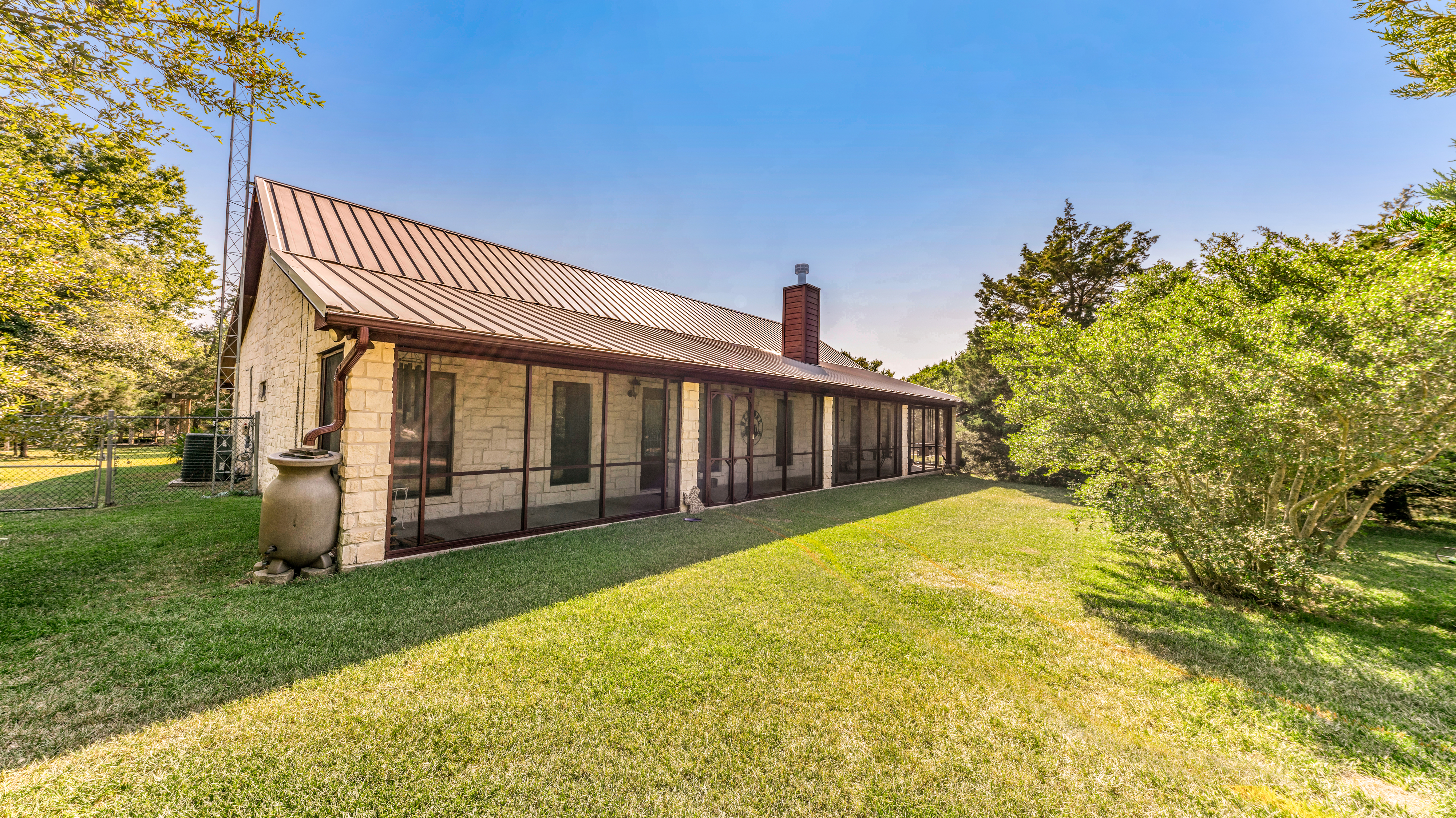 Just Listed! 11700 Golden Mist header image.