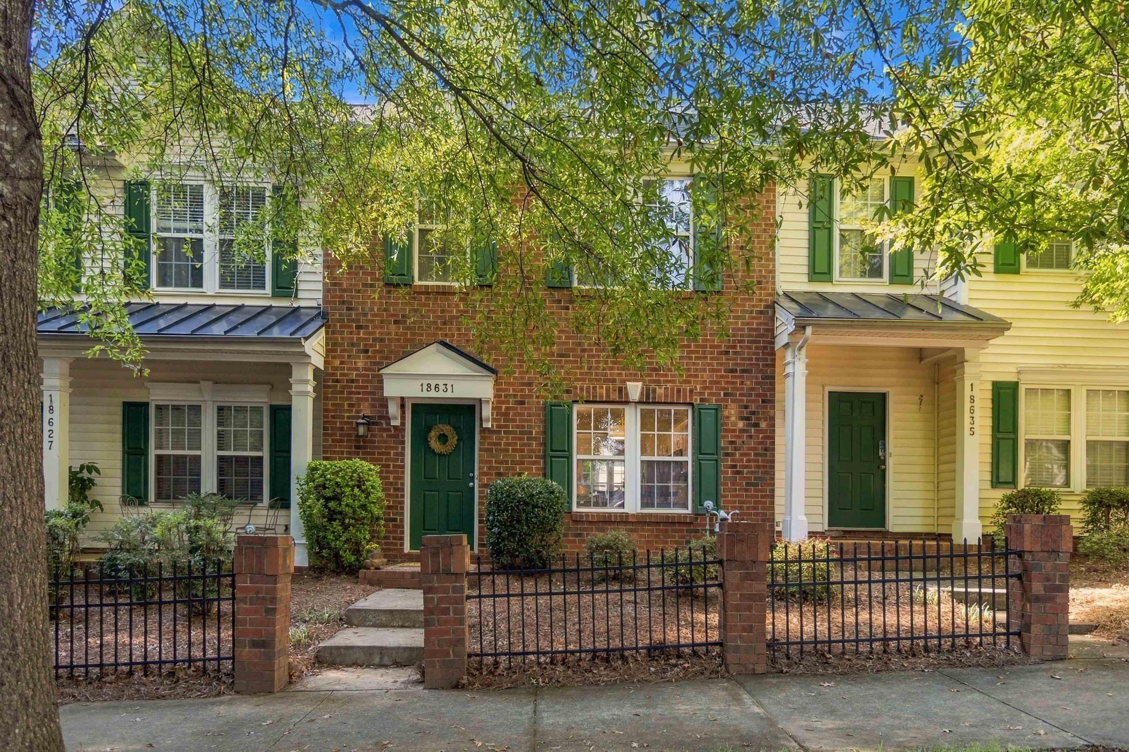 Fully Renovated Townhome Hits the Market in Cornelius's Oakhurst Community — $344,900 header image.