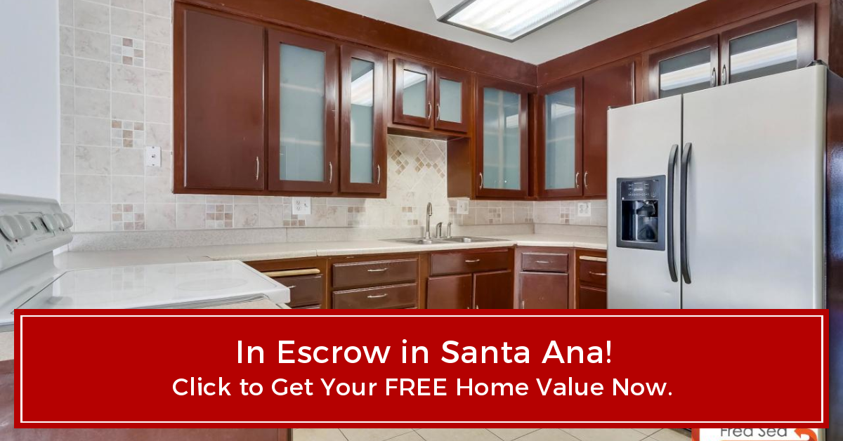 In Escrow ~ 521 S Lyon St Unit 1, Santa Ana, CA ~ 2 Beds, 1¾ Baths header image.