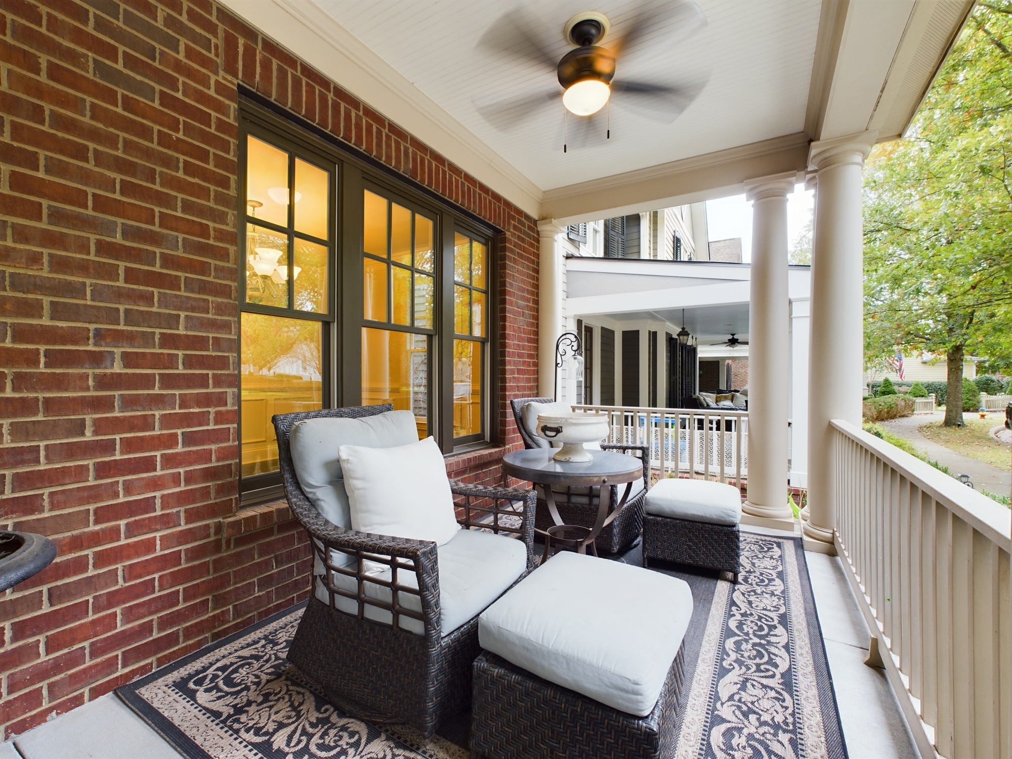 Elegance and Comfort Unite: Discover the Allure of This Westhaven Gem