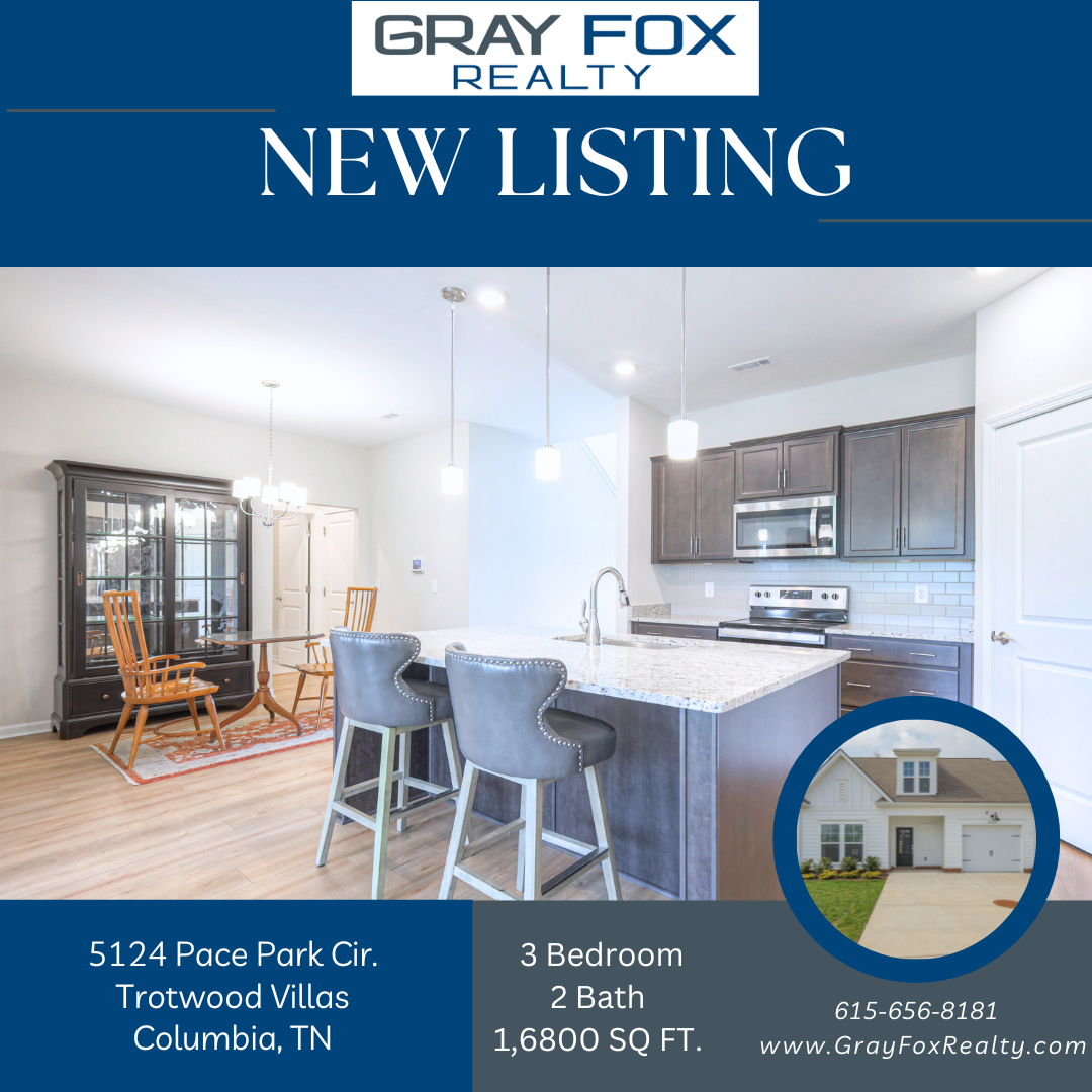 🔥 STUNNING End-Unit Townhouse! 3 Bedrooms & Walkable Location 🏡✨ header image.