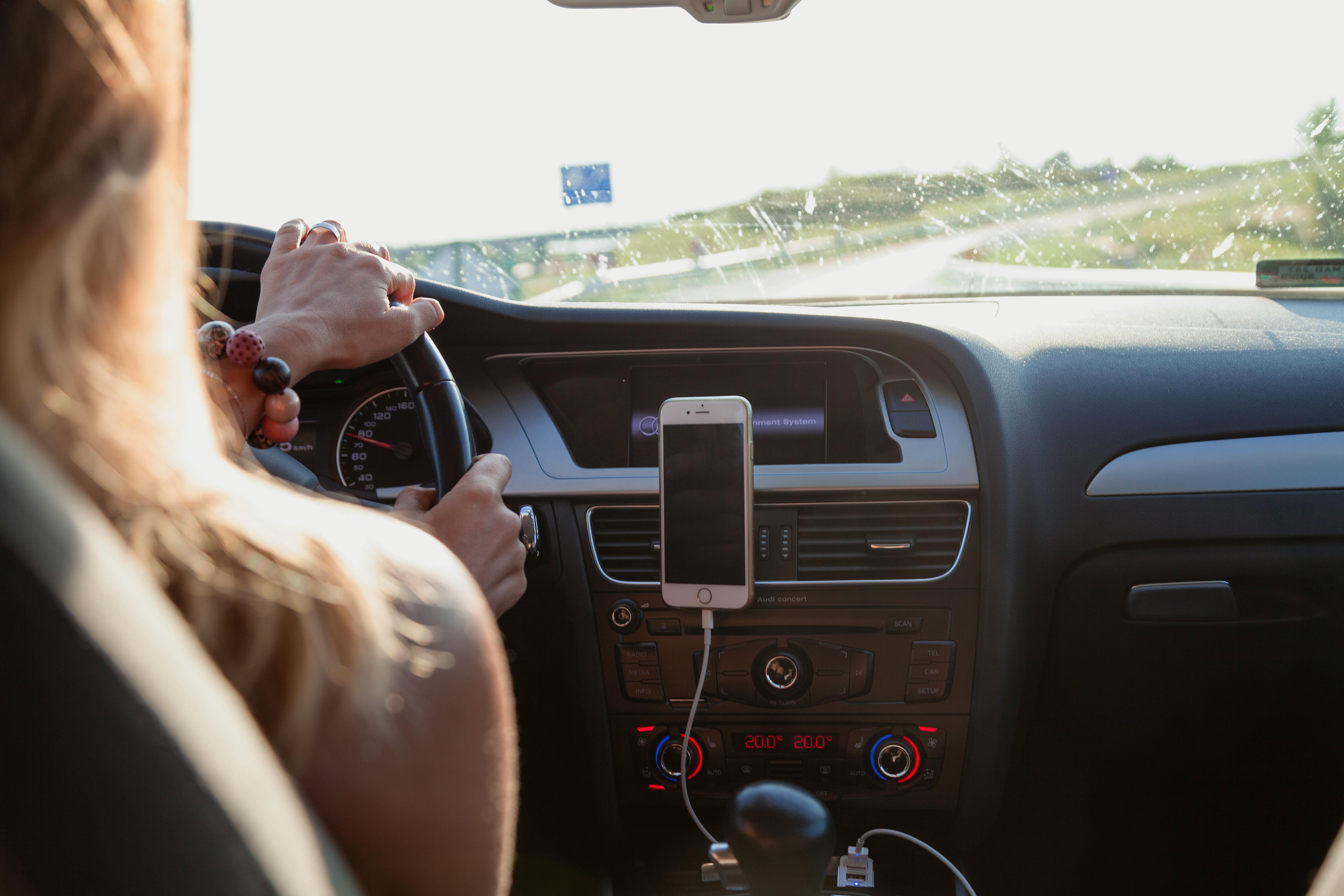 The Ultimate Summer Road Trip Guide ππ header image.