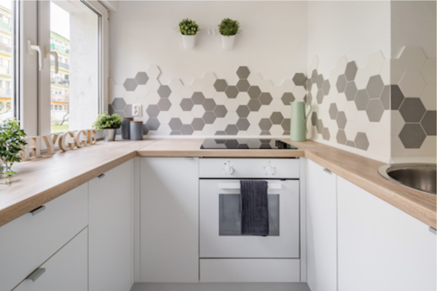 Kitchen Trends That Are Going Out of Fashion header image.