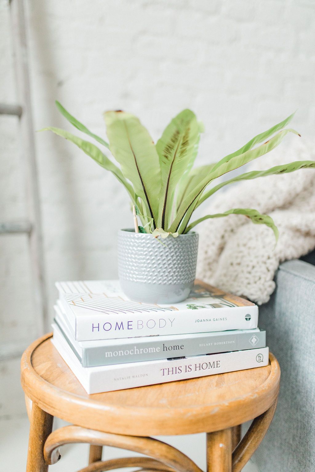 Real vs Personal Property in a Real Estate Transaction header image.