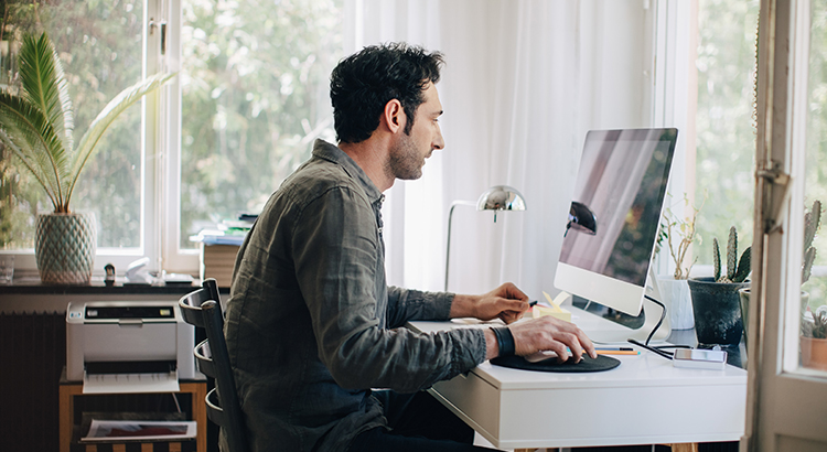 Why Home Office Space Is More Desirable Than Ever header image.