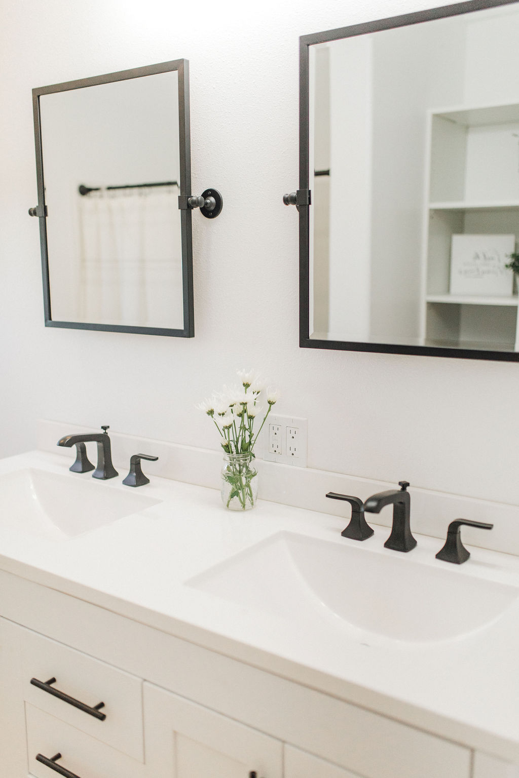 7 Ways to Save Money on Home Insurance header image.