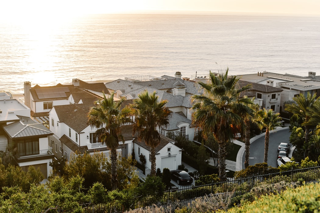Unseasonably Hot Late-Summer Housing Market: Prices Up 10%, Pending Sales Up 13% header image.