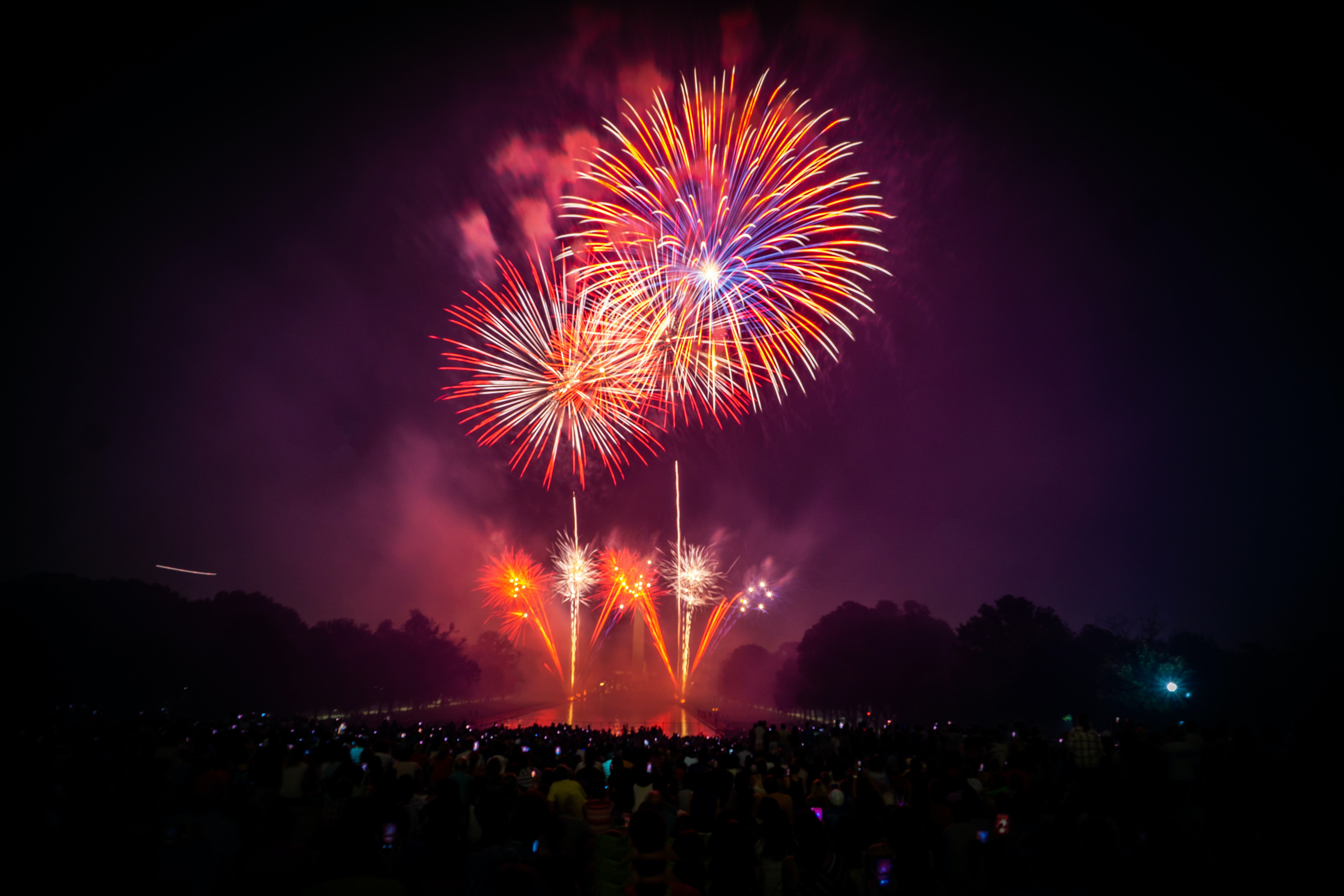 July Calendar of Online Events header image.