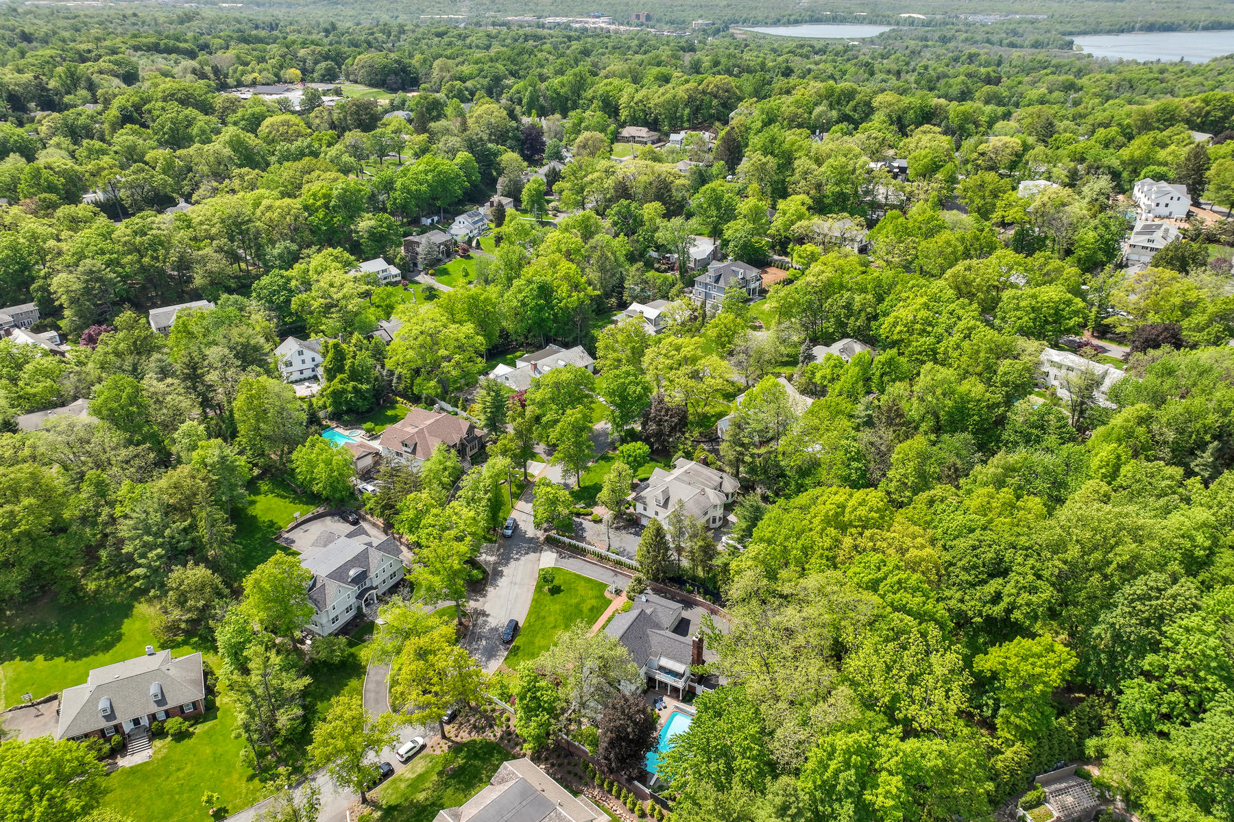Rolling hills of Short Hills Neighborhoods in Millburn Township