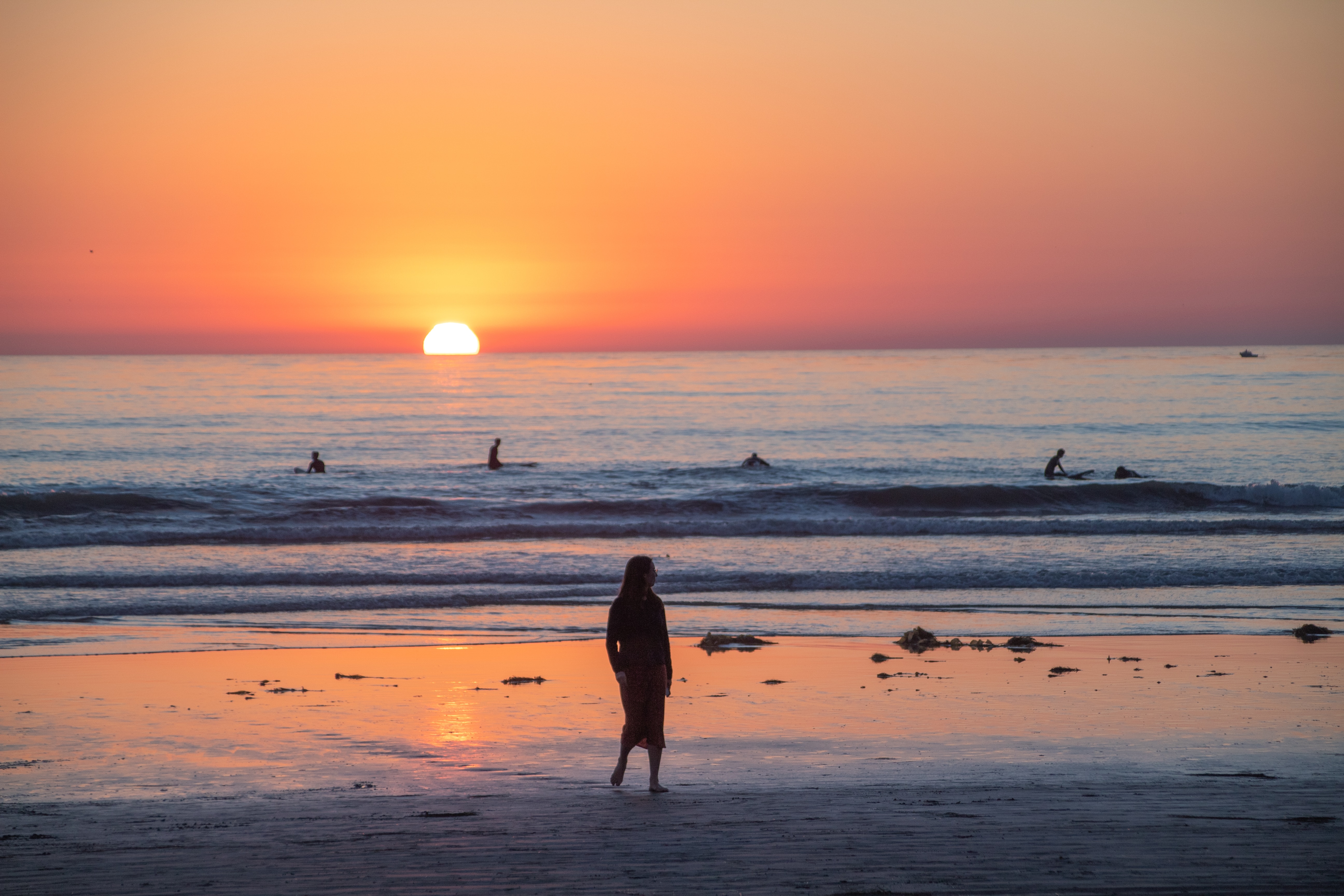 San Diego in September: A Guide to Mission Beach and Pacific Beach header image.
