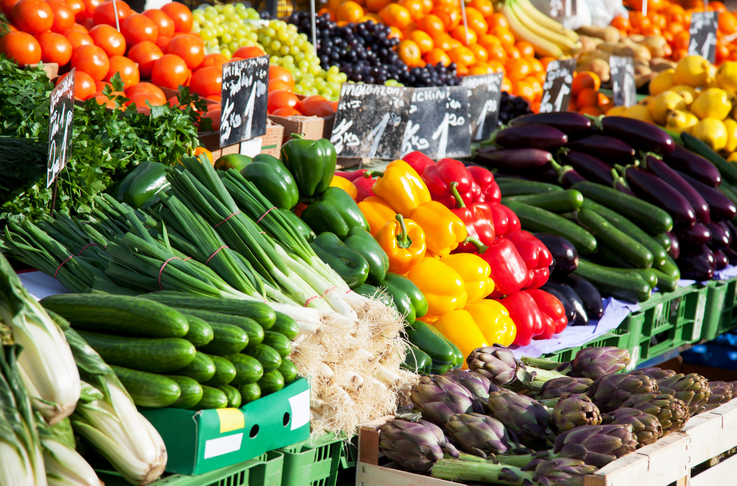 FARMERS MARKET header image.