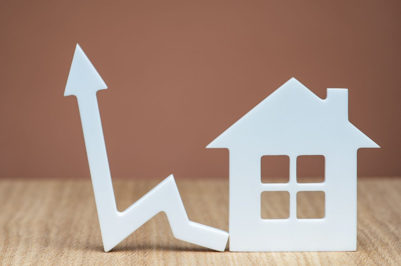 How to Boost Your Home's Value Before Selling header image.