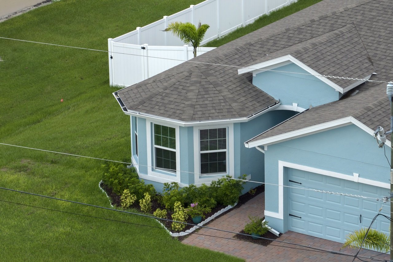 Maximizing Curb Appeal to Boost Your Home's Market Value header image.