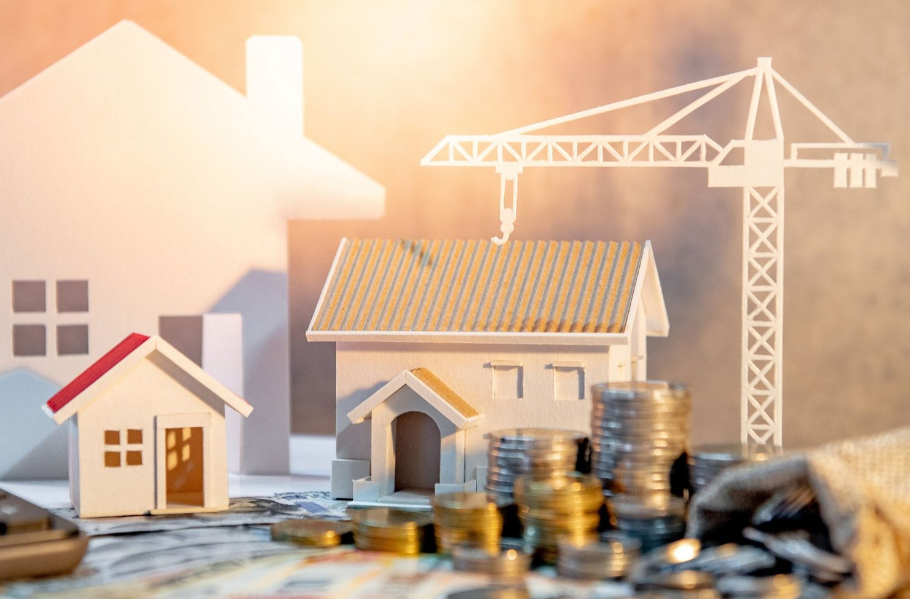 Investing in Real Estate: Beginner's Tips header image.