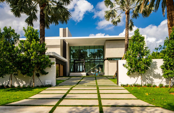 Miami's Real Estate Advantage: Why January is the Perfect Time to Sell header image.