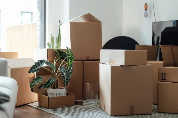 Moving Tips & Tricks header image.