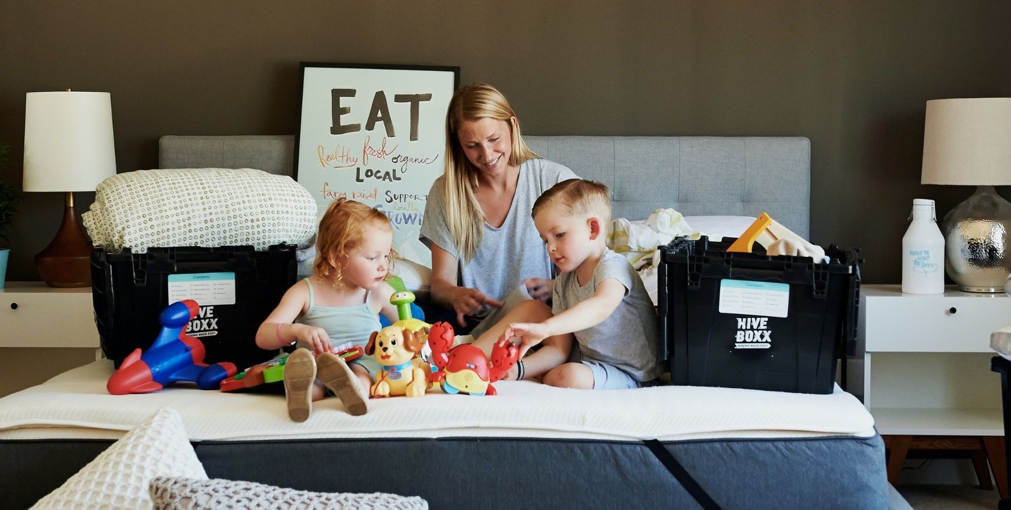 Moving with Children header image.