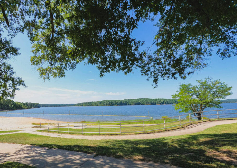 Splash into Summer: Triangle's Top Lake Getaways! header image.