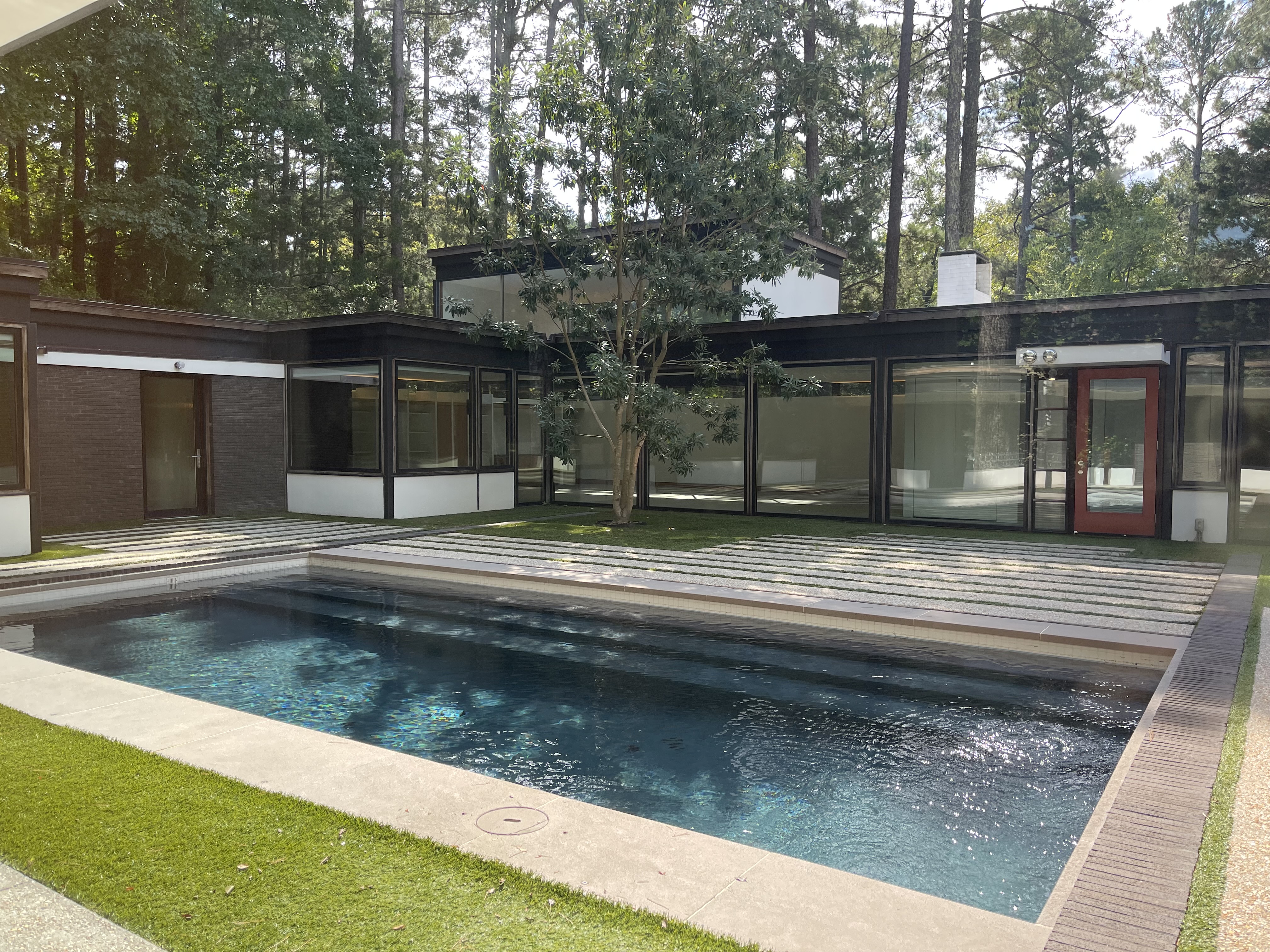 Another Success Story in Chapel Hill- A Modernist Dream Home! header image.