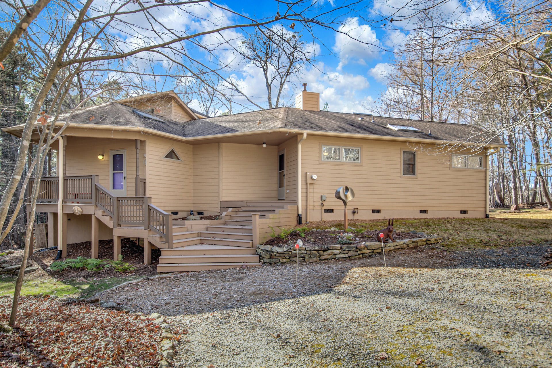 207 Hickory Hollow | Durham header image.