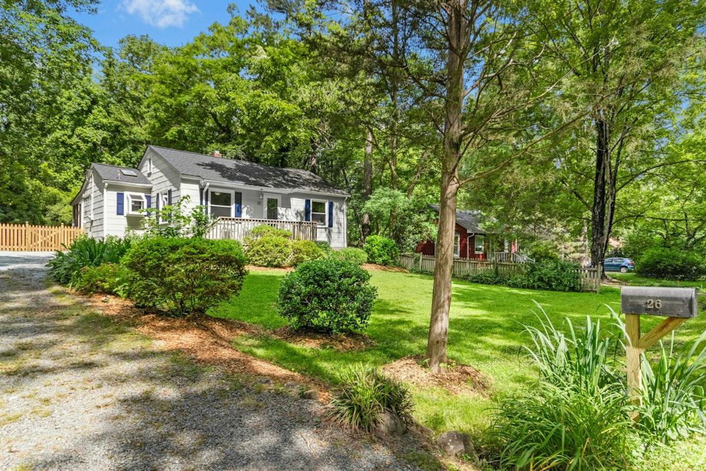 JUST LISTED: 26 Rogerson Drive, Chapel Hill! header image.