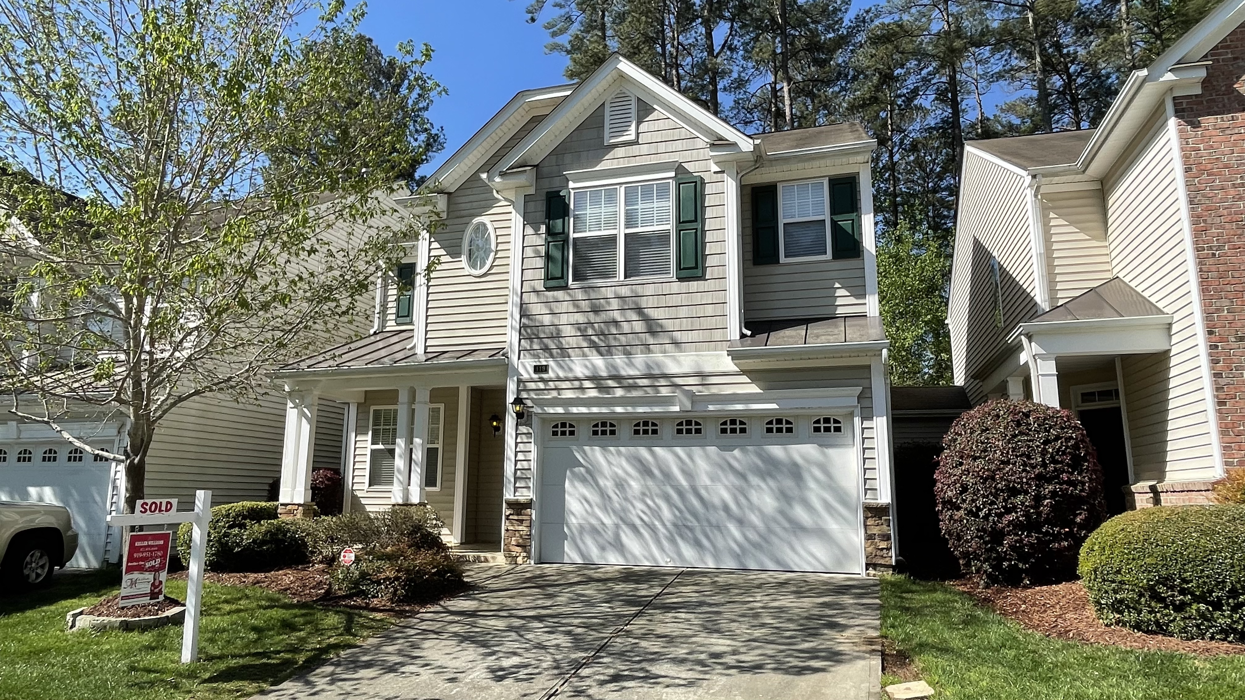 Under Contract - 119 Sonoma Way header image.