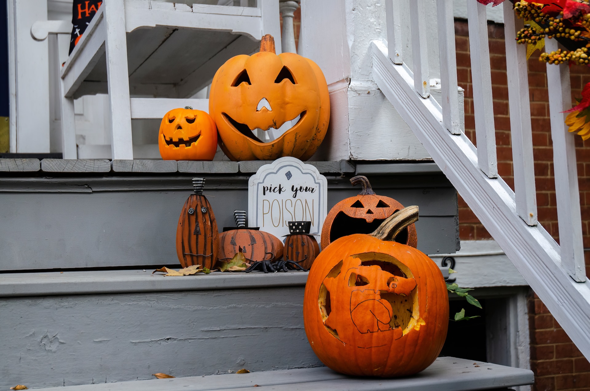 Are Negative Housing Market Headlines Haunting Your Dreams this Halloween? header image.