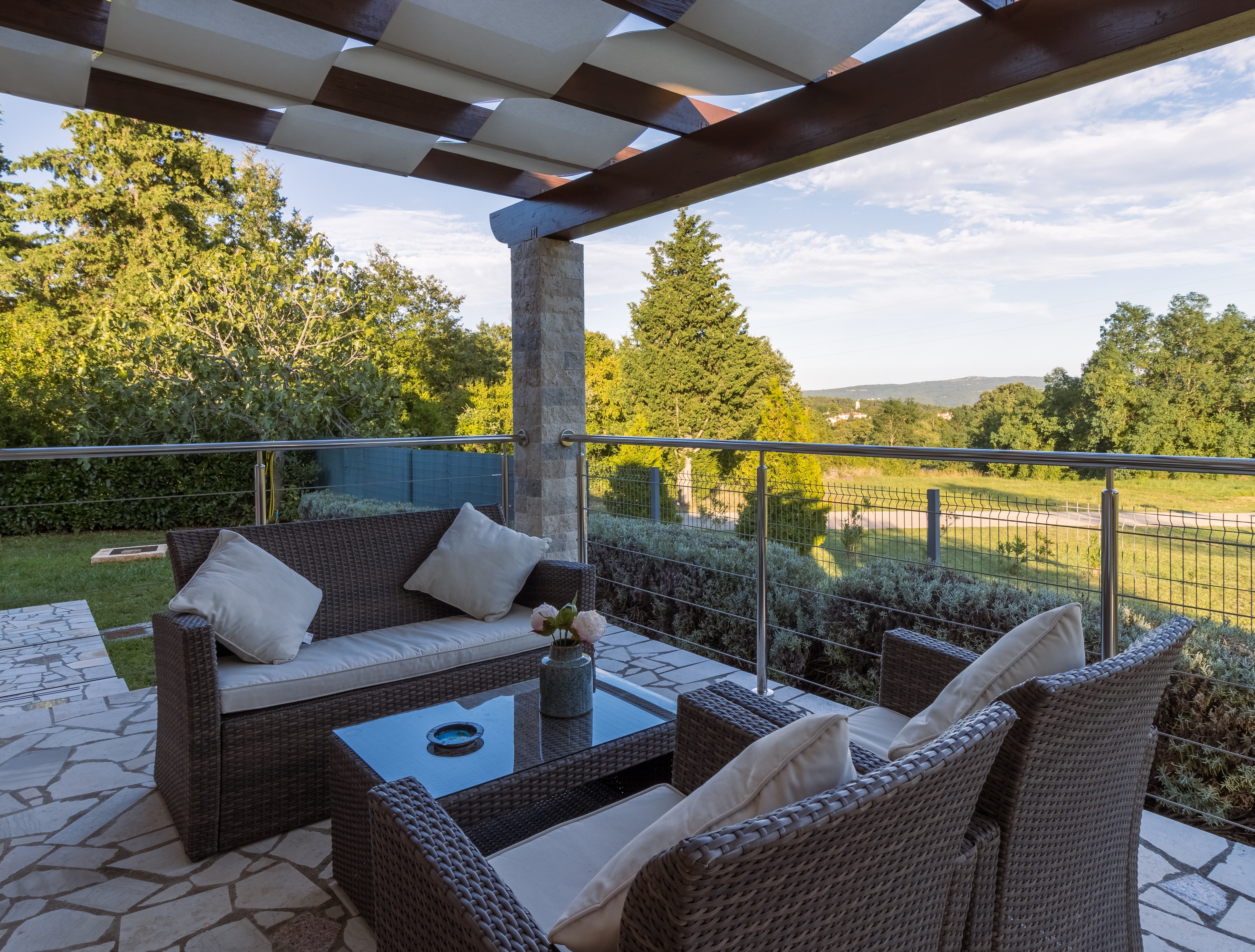 It’s Time for Outdoor Living header image.