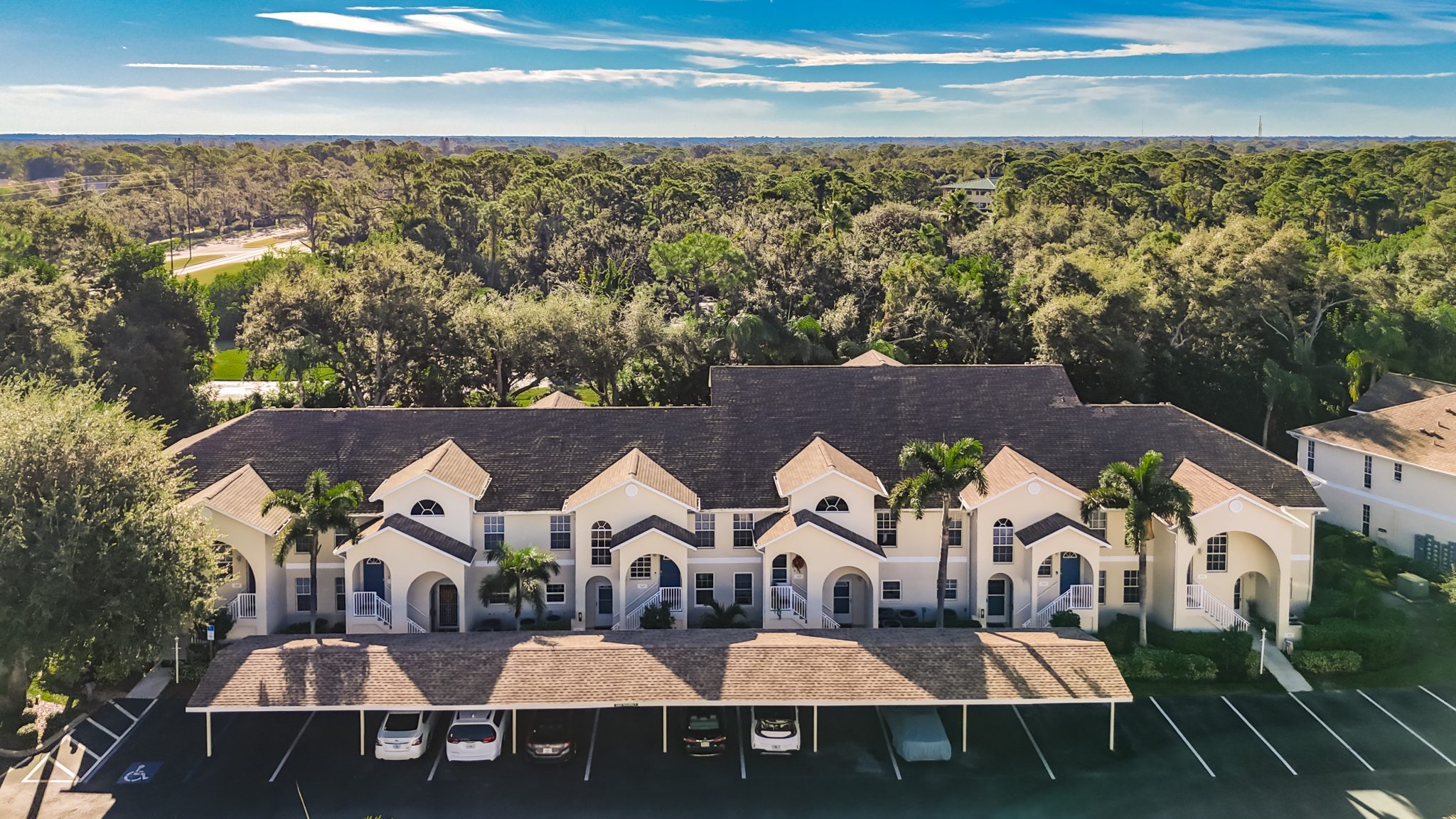 How to Downsize into a Florida Condo or Villa Without the Stress header image.