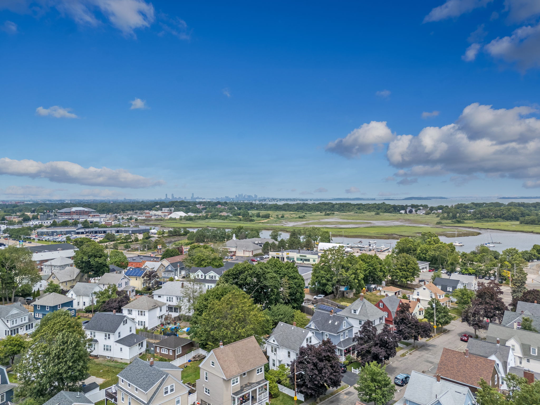 The Ultimate Guide to Living in Quincy, MA header image.