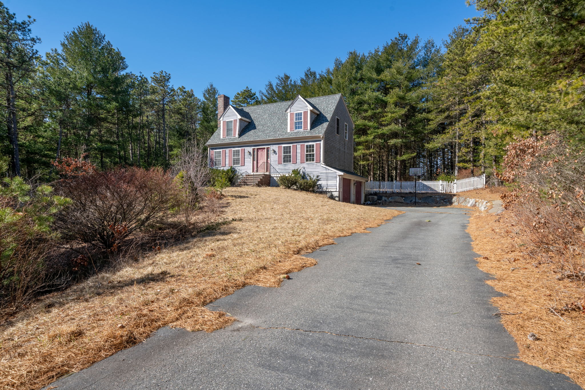 How to Sell an Inherited House in Massachusetts header image.