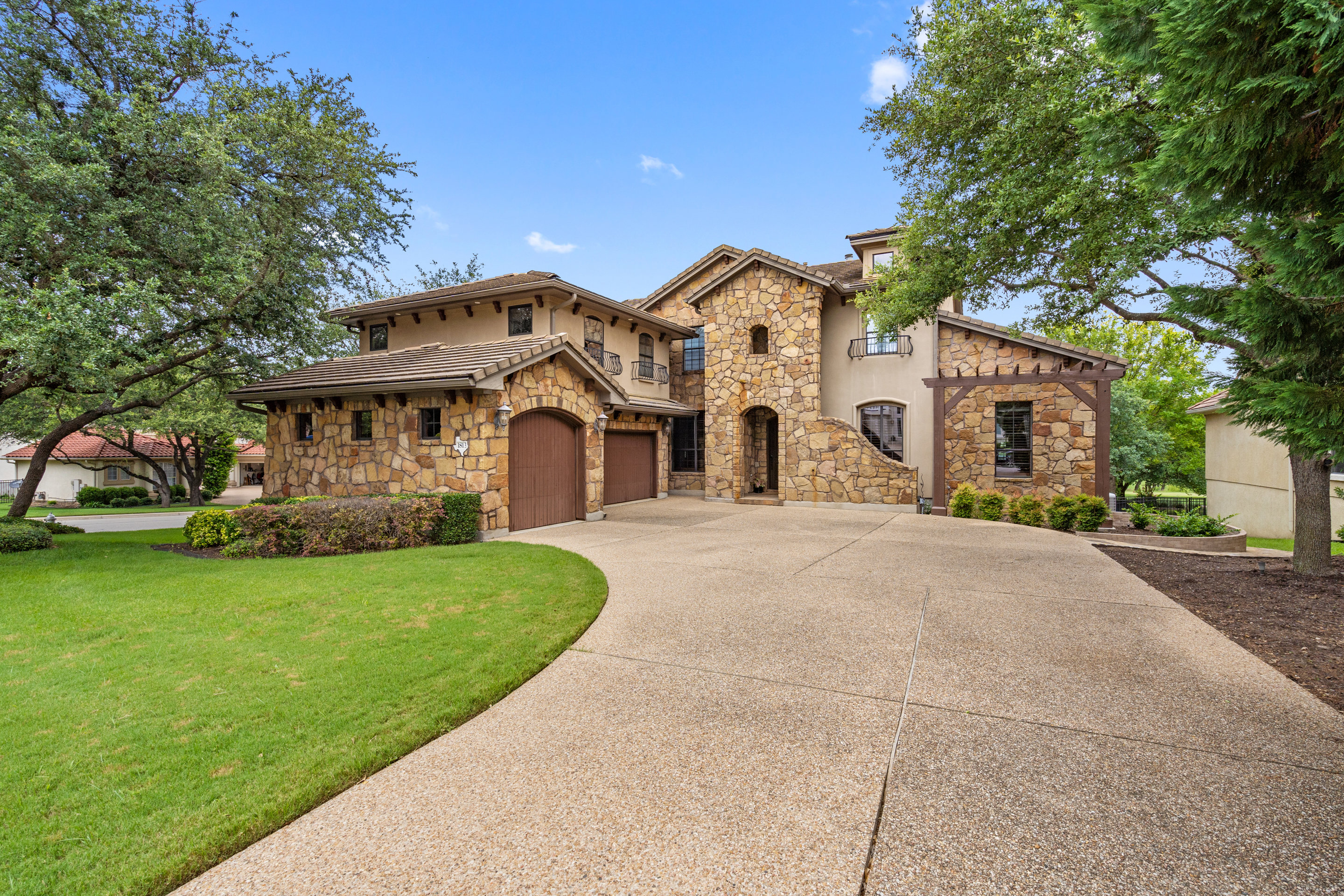 How Mortgage Rates are Affecting Buyers in 2022 header image.