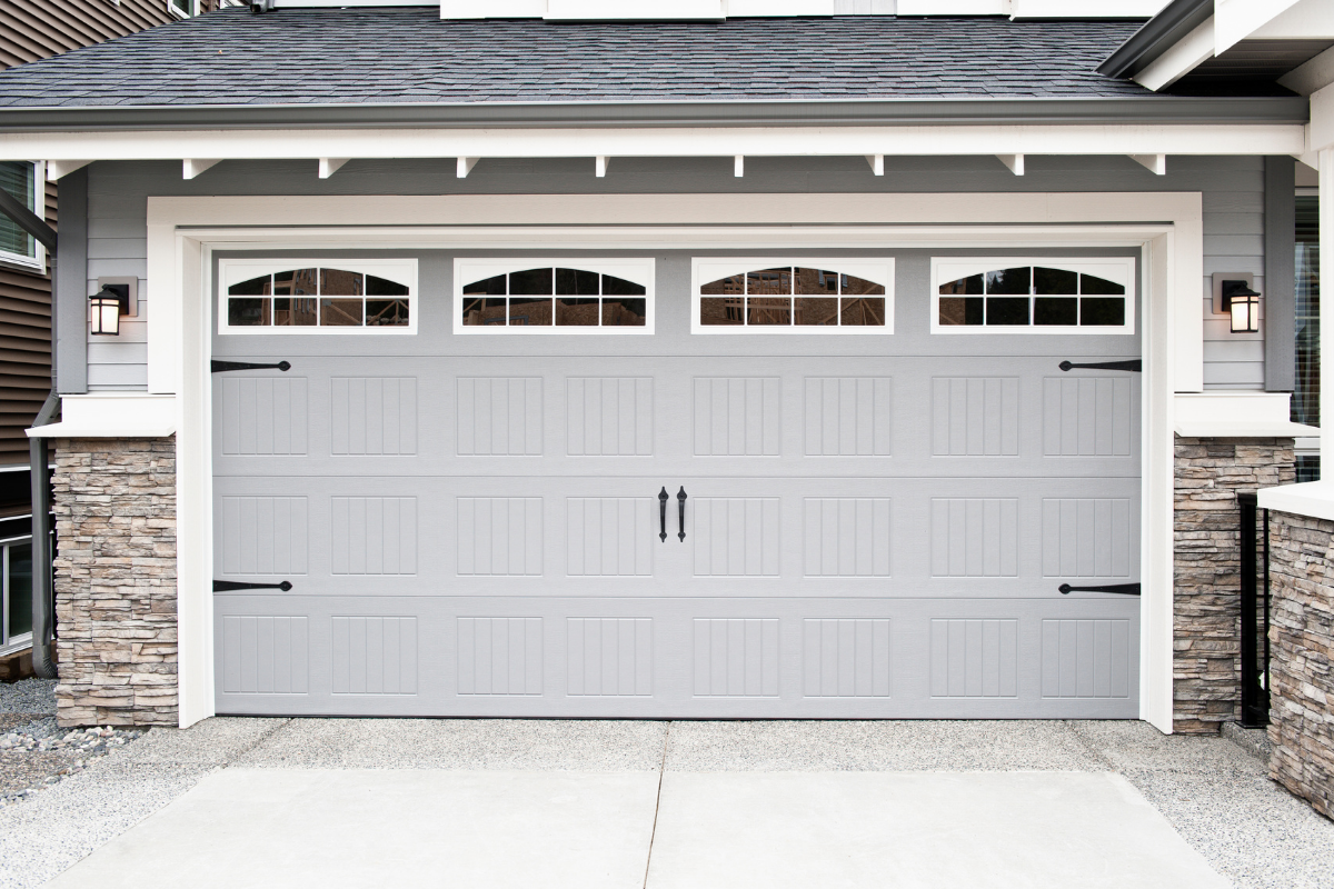 Should You Spring for an Insulated Garage Door? header image.