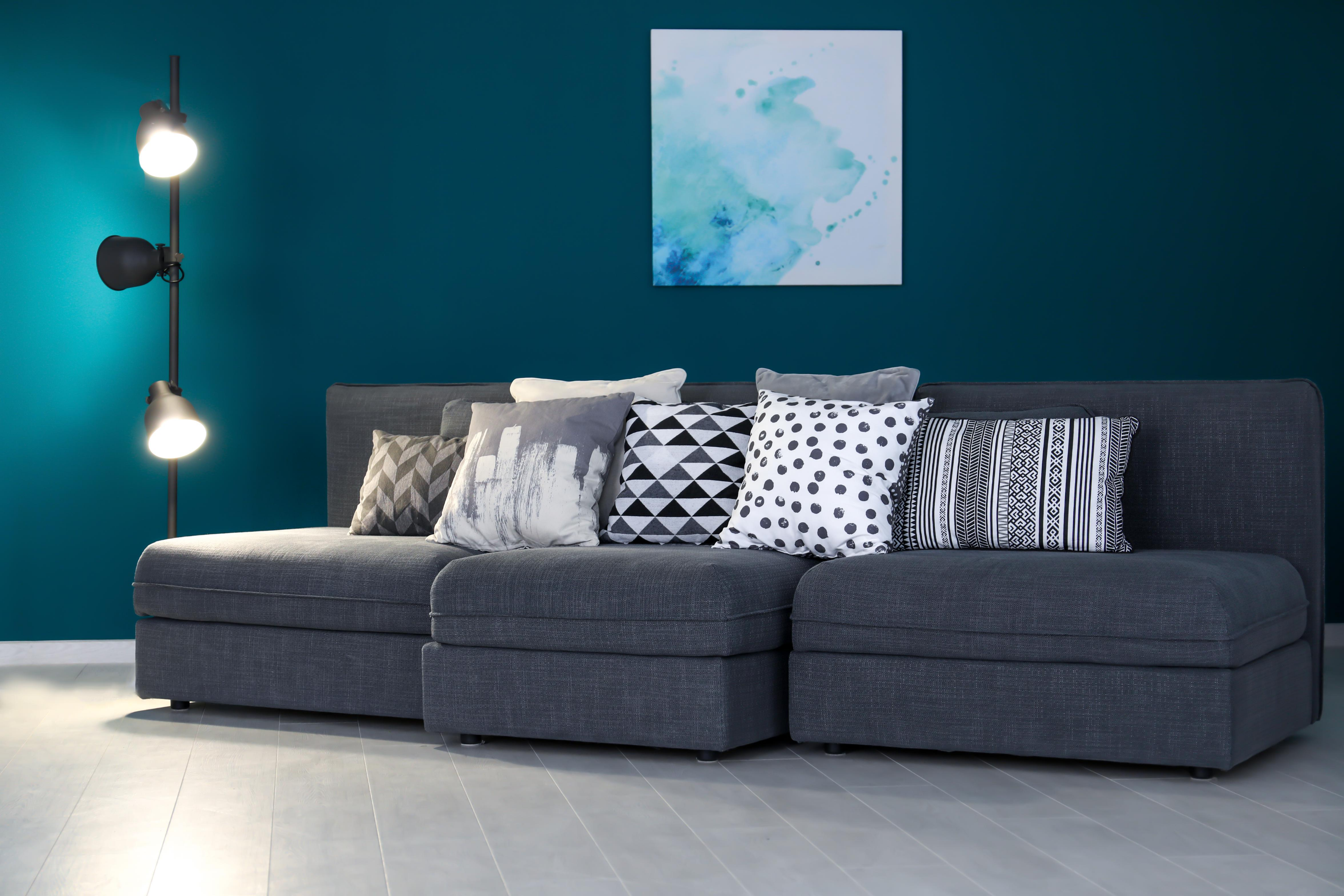 Choosing Interior Colors: An Overview header image.