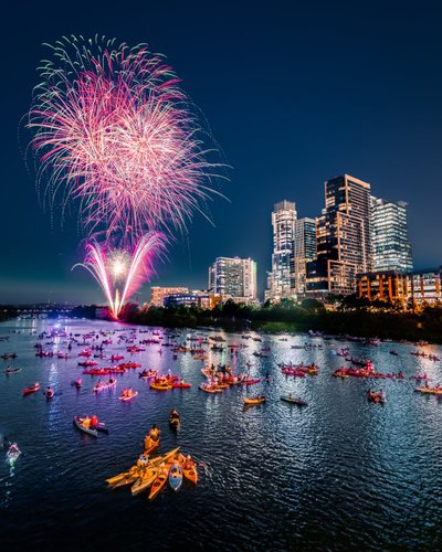 Celebrate the 4th of July Weekend Around Austin header image.