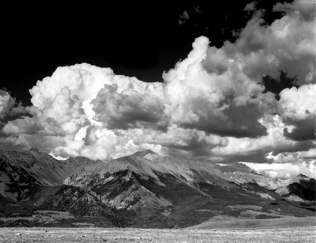 New Flights into Montrose/Telluride! header image.