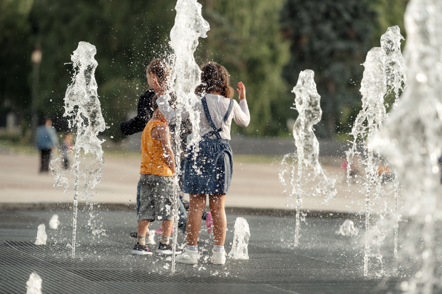 Top 7 Cool Water Spots in Portland to Beat the Summer Heat header image.
