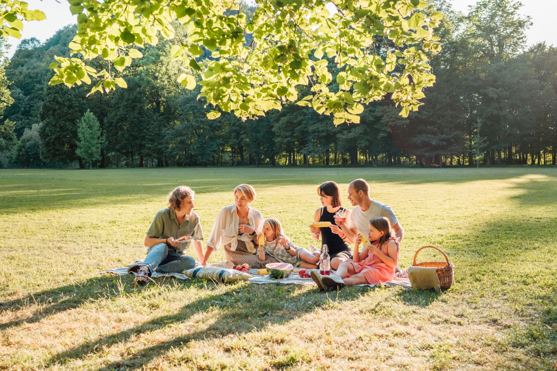 Where to Picnic in Portland: Top Local Parks for End-of-Summer Fun header image.