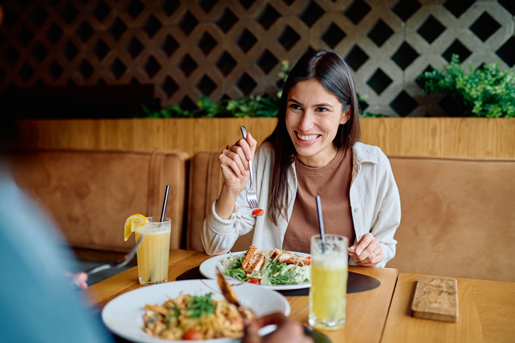 Best Healthy Restaurants in Portland Locals Actually Eat At header image.