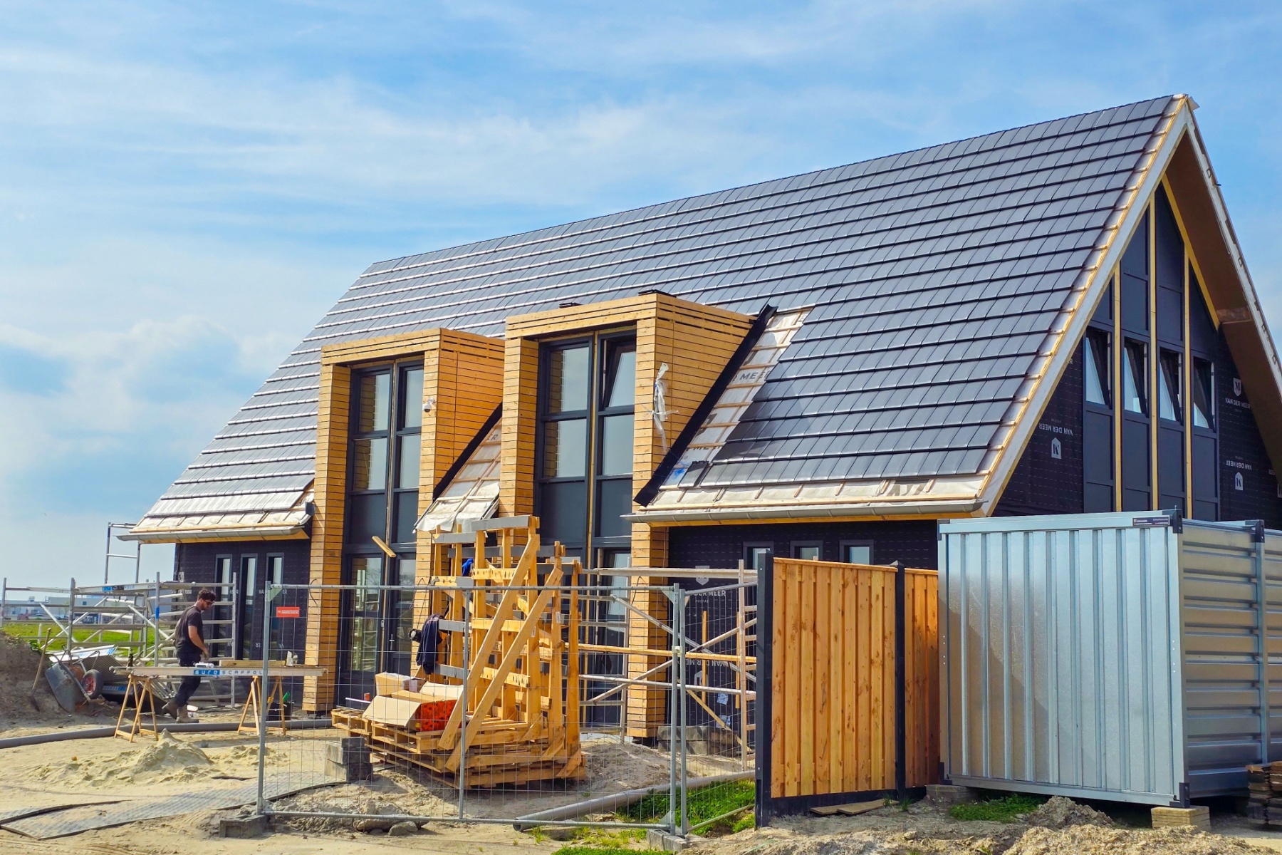 New Construction vs Existing Homes: Which Should I Buy? header image.