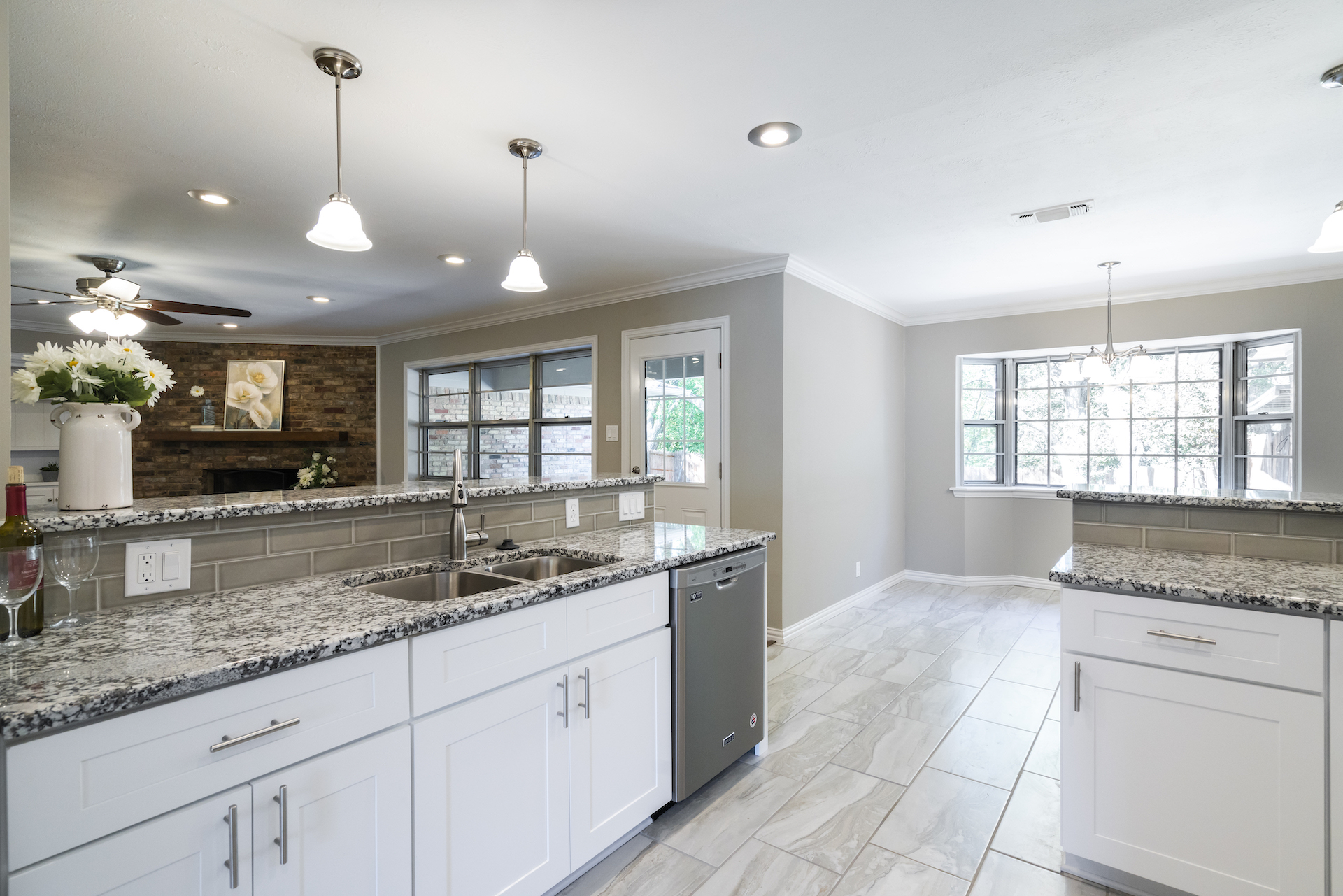 1401 Crescent Dr | Sherman | TX | 75092 header image.