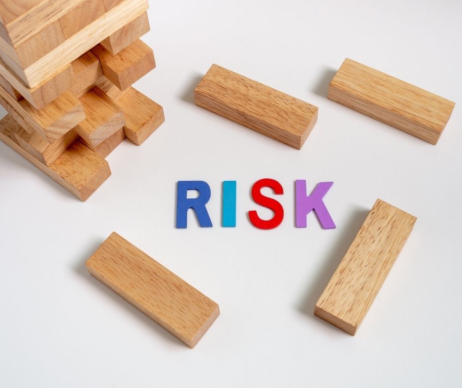 Buyers Taking Big Risks To Win In DFW Housing Market header image.