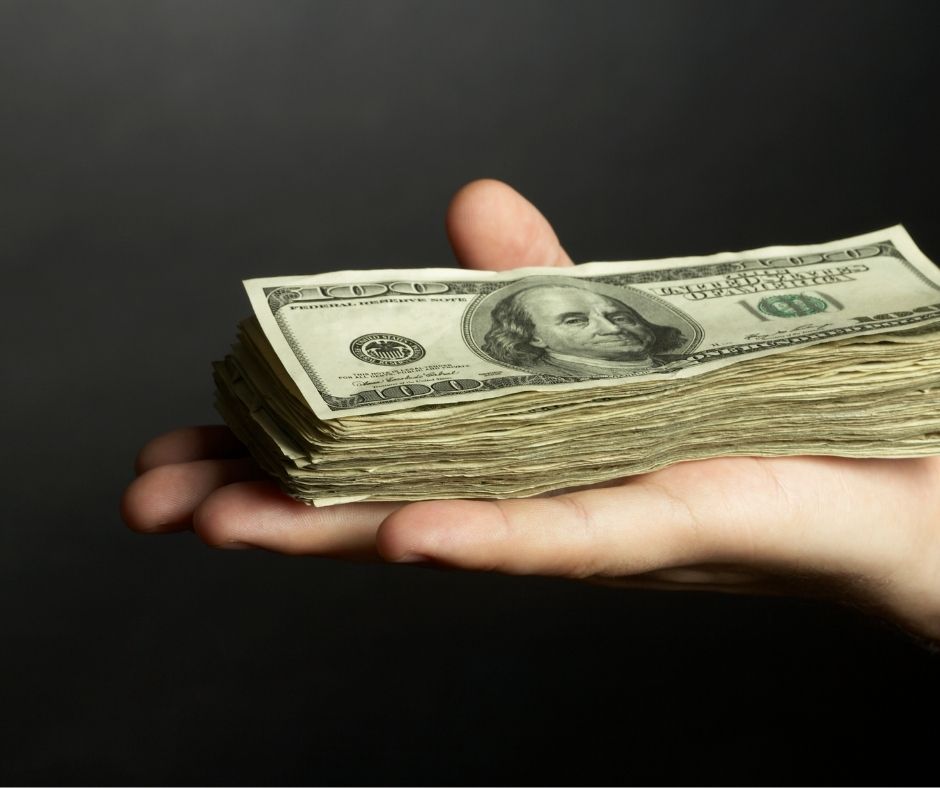 There is a Rise in Cash Offers header image.