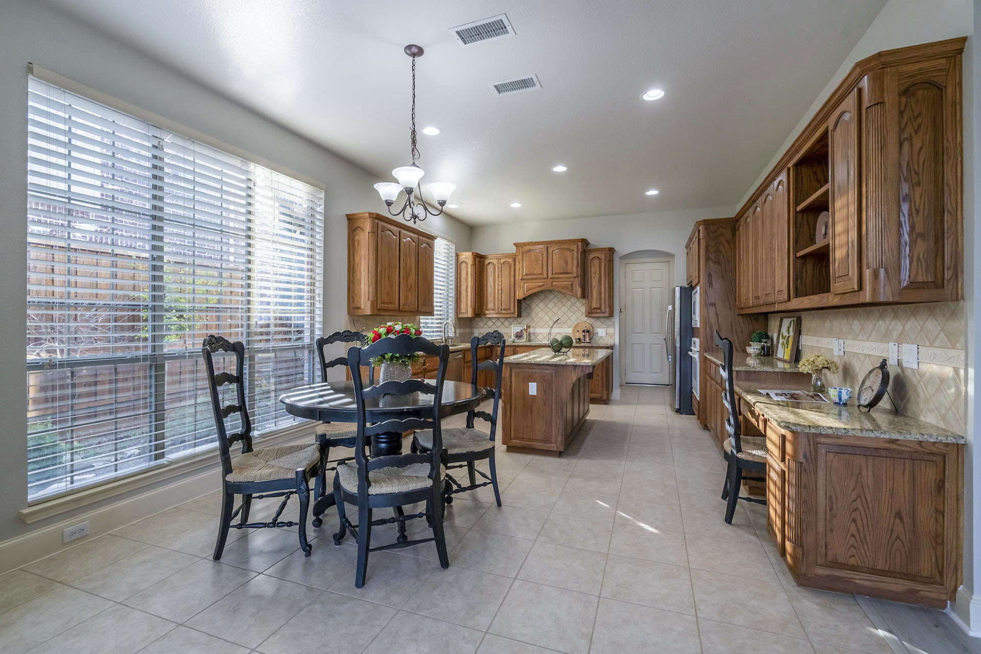 6452 Kiest Forest Dr | Frisco | Texas | 75035 header image.