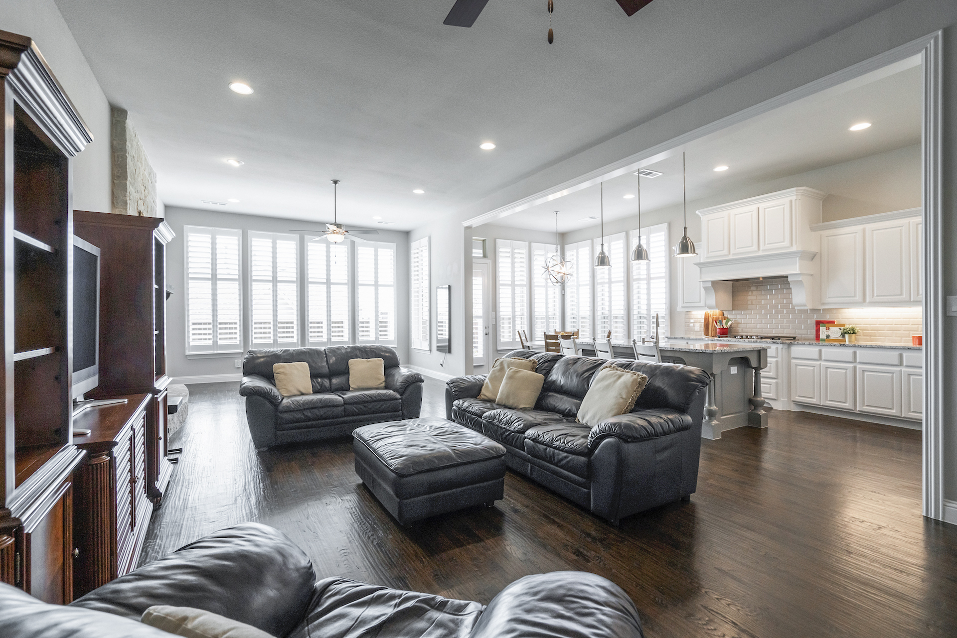 1112 Broadmoor Way | Roanoke | Texas | 76262 header image.